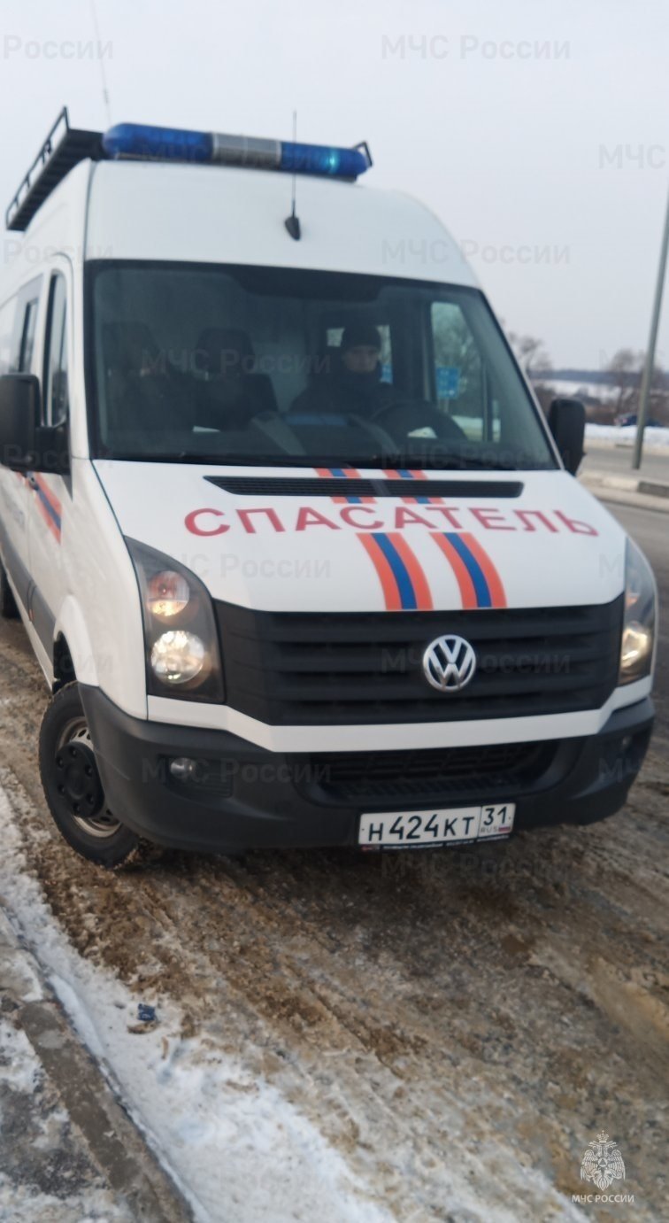 Спасатели МЧС России приняли участие в ликвидации ДТП в поселке Майский-80 Белгородского района
